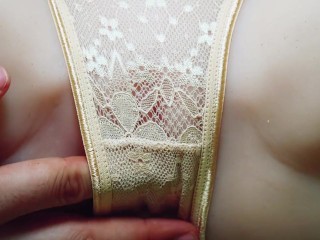 Я не продержался долго, прежде чем эякулировал.