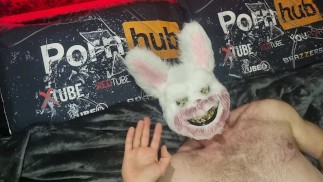 Masturbarsi guardando PornHub (da solo)