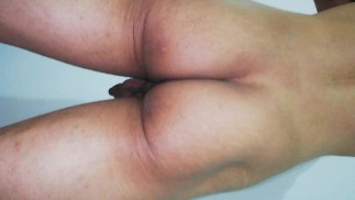 Задница юного фембоя, показывает свою задницу, ищет актив, хочу попробовать