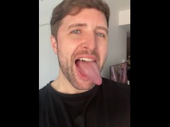 Do you like bros with long thick tongues?