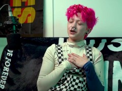 My First Casting Couch Interview ! - Screenshot 3 of 16 - Pink Hair