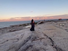 海浪悬崖和欲望少妇 - Screenshot 2 of 16 - Cliff