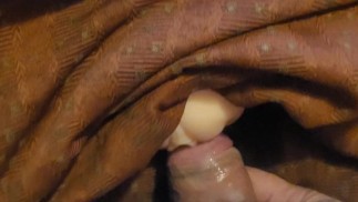 Me masturbo con sextoy pensando en la hermana de mi mejor amigo