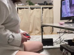 おまんこローターで刺激しながらエーペック○ゲームしてみた - Screenshot 7 of 16 - Asian