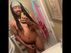 Shower time after work - Screenshot 4 of 16 - Masturbation