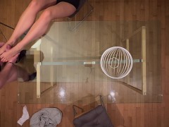 Due chiacchiere e una scopata sul tavolo di cristallo - Screenshot 5 of 16 - Blowjob
