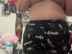 Titty drop tease - Screenshot 14 of 16 - Bbw
