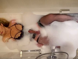 Big Tits Shemale Bathtub Masturbation