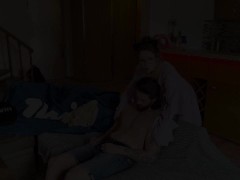 «Хочешь мою попку?» Сосед застал меня с анальной вибропробкой и я предложила ему горячий секс - Screenshot 2 of 16 - Butt Plug