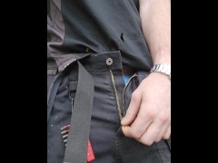 Another piss out the backdoor - Screenshot 3 of 16 - Pissing