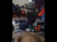 La vecina me atormenta