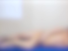 【潮吹き】ビクビクッ！連続イキから手マンで大量潮吹きする淫乱人妻。興奮しすぎて高速グラインド騎乗位で性液を搾り取り喜ぶ変態熟女【ハメ撮り 日本人 個人撮影 素人投稿】 - Screenshot 7 of 16 - 手 マン 潮吹き