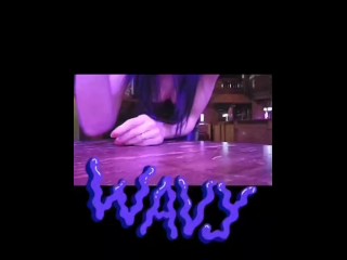 Быть грязным в клубе ;)