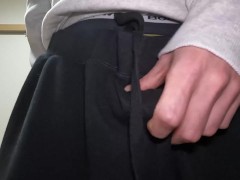 寝起きのビンビンになった朝勃ちペニスをガシガシにしごいてすっきりする社会人【えすくん】　	男 オナニー 女性視点 日本人 男 喘ぎ声 ゲイ - Screenshot 2 of 16 - オナニー