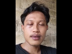 Pukulan keras siang hari