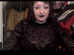 Sexy Goth Webcam cam girl Chat - Screenshot 5 of 16 - Goth