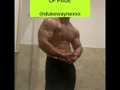 Muscled stud compilation - Screenshot 3 of 16 - Cumshot
