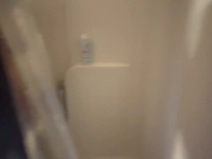Getting off to a showering house guest - Screenshot 7 of 16 - Male Masturbation