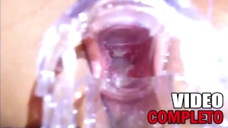 AGbf Mexican puts a speculum and squirt in the shower, which rich moans PORN IN SPANISH