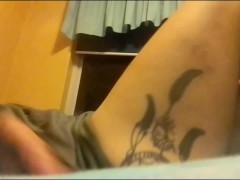 Southern Dutchess tease with guitar and tatoo_MILF_HOT_BRUNENTTE_SOLO_