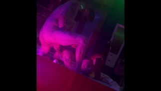 Идеальную красотку модель дико трахают, пока она не кончит заживо... 💦💦