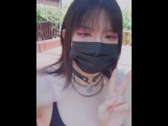 【伪娘】屁股露出半截的骚货在公园里裸行晒太阳（完整版推特私信） - Screenshot 9 of 16 - Crossdresser