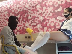 廣東話 : C511: 老 师 的恥辱！！偷看裙底，被狠狠羞辱！ (全片：servingmissjessica. com. jessflix