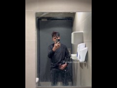 Masturbation Series: Nagjakol ako sa CR ng Jabi, ang sarap dahil may thrill