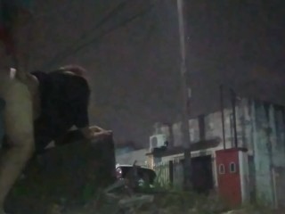 Публичный секс на улице голышом