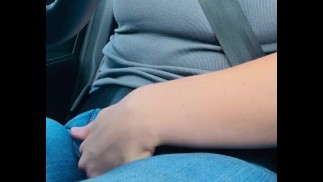 Öffentliches Masturbieren im Auto - Vollständiges Video auf OF: piscesbabyy101