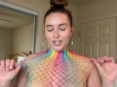 Fishnet Dress SQUAT TEST w/ Erika Kay - Screenshot 2 of 16 - Workout