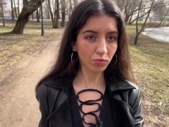 Кончил девушке на лицо чтобы она гуляла по парку в сперме и шокировала людей - Cumwalk