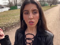 Кончил девушке на лицо чтобы она гуляла по парку в сперме и шокировала людей - Cumwalk - Screenshot 9 of 16 - Facial