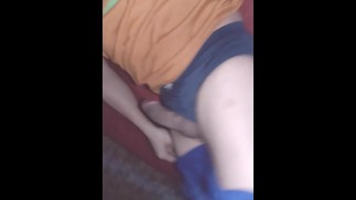 Masterbating с нижним бельем (стояк парень быстро кончает)