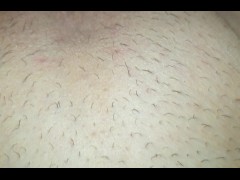 Nederlandse pik schuift diep in lekkere kut. Die pik spuit zomaar haar kut vol