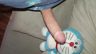 熱くて濡れたチンポがドラえもんの荒いお尻に突き刺さる、パート 1