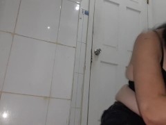 Goth slut gets on her knees and wet to clean bathroom