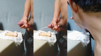 cumming on bread and eat it after