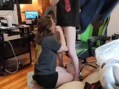 Heather Kane challenges College Noob not to Nut!