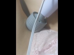 （初投稿）【個人撮影】素人女子ひとりエッチ♡電マオナニー - Screenshot 9 of 16 - 女子 オナニー