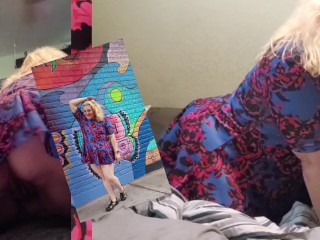贪得无厌的 BBW 在与爸爸约会之夜后自慰 - 两个摄像机角度，多次高潮