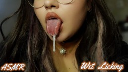 ASMR-女学生舔你直到满意 |吸耳朵，湿漉漉的热情舔舐+脚