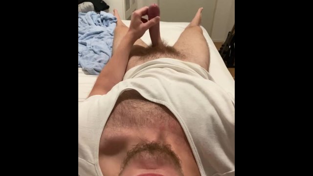 Hairy-chested young alpha cums