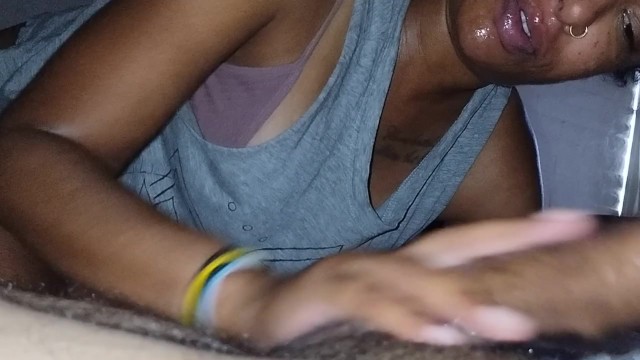 je ne pouvais pas arrêter de sucer la bite de mes voisins ð