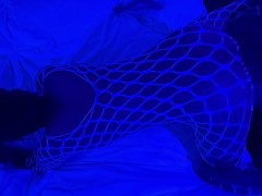 ブラックプレイに反応する白いコスチュームと肌色のコントラストがエロい♡白濁汁、潮吹きのヌルヌル感♡