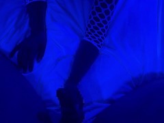 ブラックプレイに反応する白いコスチュームと肌色のコントラストがエロい♡白濁汁、潮吹きのヌルヌル感♡ - Screenshot 3 of 16 - Whitenet