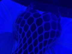 ブラックプレイに反応する白いコスチュームと肌色のコントラストがエロい♡白濁汁、潮吹きのヌルヌル感♡ - Screenshot 4 of 16 - Cloudyjuice