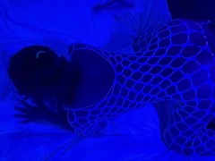 ブラックプレイに反応する白いコスチュームと肌色のコントラストがエロい♡白濁汁、潮吹きのヌルヌル感♡ - Screenshot 7 of 16 - Ponytail