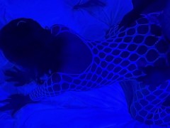 ブラックプレイに反応する白いコスチュームと肌色のコントラストがエロい♡白濁汁、潮吹きのヌルヌル感♡ - Screenshot 8 of 16 - Whitenet