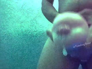 Big Dick Twink намазывает сливками свою Toy
